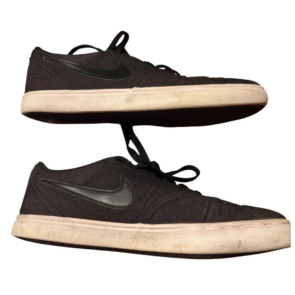 Nike SB Check Solarsoft Skate Shoes Black Canvas 843896-007 Size 9.5 Mens - Picture 1 of 8